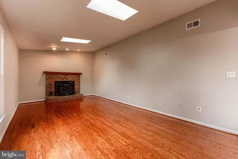 9846 Faust Dr, Vienna, VA 22182 photo 34