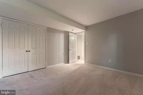9846 Faust Dr, Vienna, VA 22182 photo 20