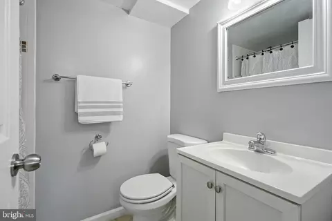 8614 London Ct, Springfield, VA 22151 photo 34