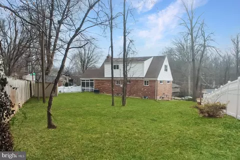 8614 London Ct, Springfield, VA 22151 photo 5
