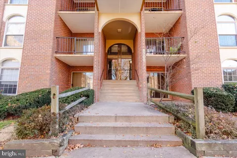8302 Tobin Rd #8302-22, Annandale, VA 22003