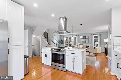 9050 Rosewall Ct, Springfield, VA 22152 photo 7