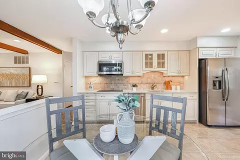1317 Elsinore Ave, Mclean, VA 22102 photo 17
