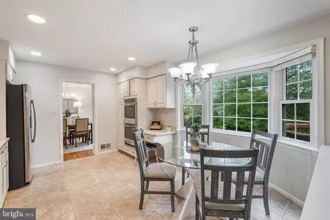 1317 Elsinore Ave, Mclean, VA 22102 photo 15
