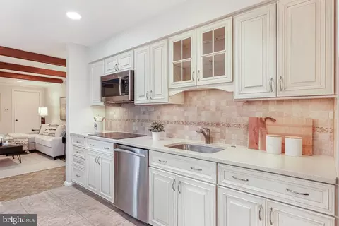 1317 Elsinore Ave, Mclean, VA 22102 photo 16