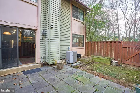 10675 Spring Oak Ct, Burke, VA 22015 photo 37