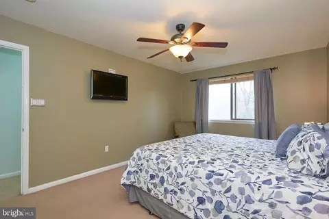 10675 Spring Oak Ct, Burke, VA 22015 photo 22