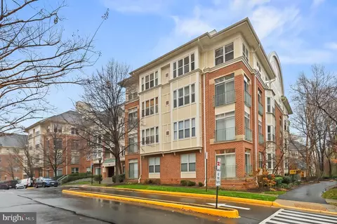 11775 Stratford House Pl #312, Reston, VA 20190