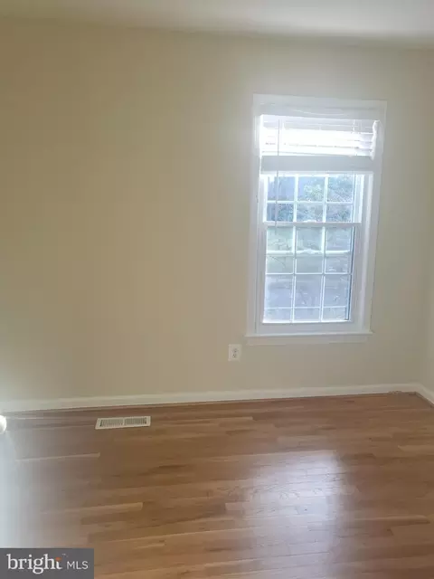 2112 Docket Ln, Vienna, VA 22181 photo 11