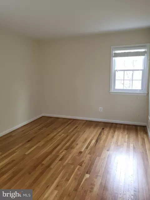 2112 Docket Ln, Vienna, VA 22181 photo 9