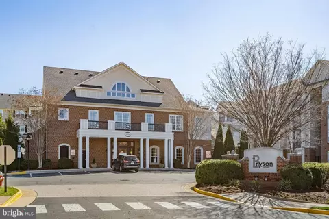 12905 Centre Park Cir #312, Herndon, VA 20171