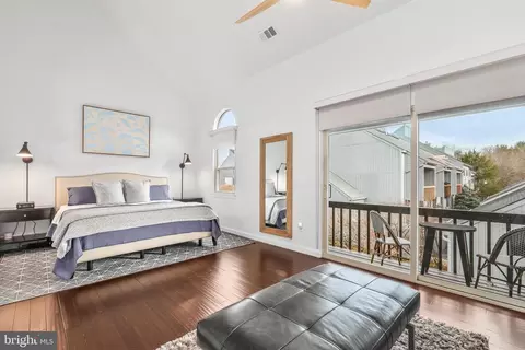 11120 Glade Dr, Reston, VA 20191 photo 21