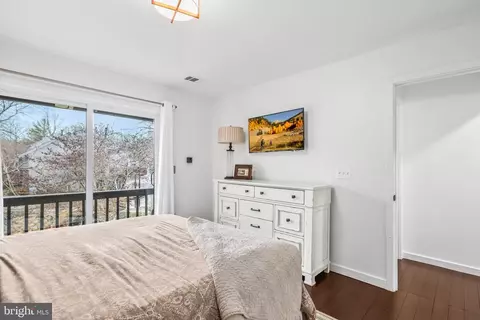 11120 Glade Dr, Reston, VA 20191 photo 27