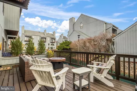 11120 Glade Dr, Reston, VA 20191 photo 34