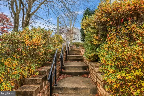 11120 Glade Dr, Reston, VA 20191 photo 44