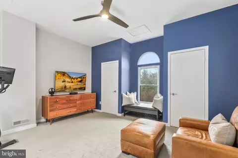 11120 Glade Dr, Reston, VA 20191 photo 31