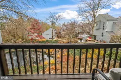 11120 Glade Dr, Reston, VA 20191 photo 36