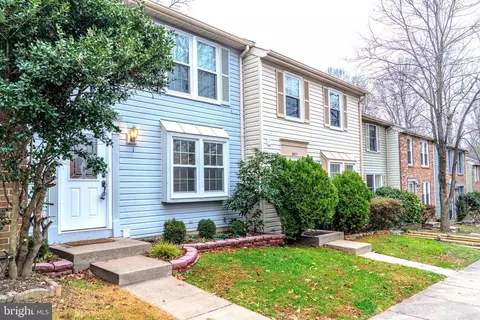 Exterior - 8069 Donegal Ln, Springfield, VA 22153 photo 2 of 16