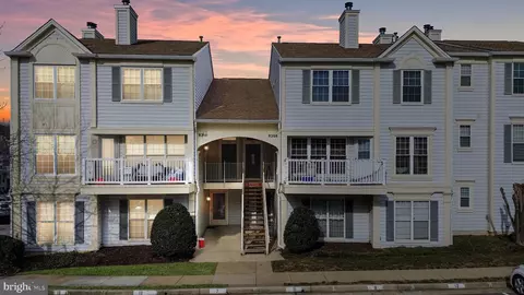 8210 Crossbrook Ct #202, Lorton, VA 22079