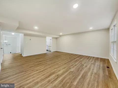 8002 Carbondale Way, Springfield, VA 22153 photo 10