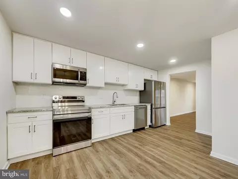 8002 Carbondale Way, Springfield, VA 22153 photo 5