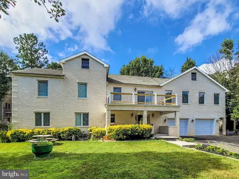 7125 Dale Ct, Annandale, VA 22003