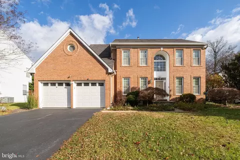 13004 Piney Glade Rd, Herndon, VA 20171