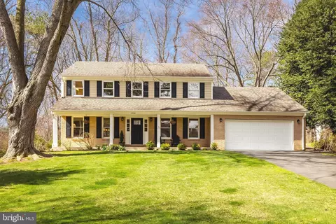 Exterior - 1958 Weybridge Ln, Reston, VA 20191 photo 2 of 11