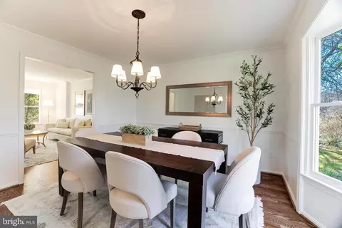 Dining - 1958 Weybridge Ln, Reston, VA 20191 photo 2 of 6