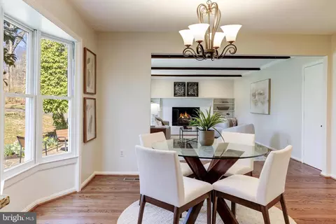 Dining - 1958 Weybridge Ln, Reston, VA 20191 photo 3 of 6