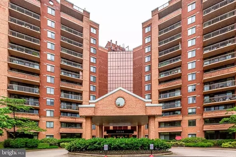 2230 George C Marshall Dr #511, Falls Church, VA 22043
