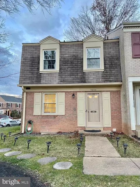 7250 Hillmead Ct, Springfield, VA 22150