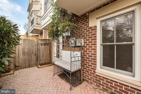 1554 Red Twig Ln, Mclean, VA 22101 photo 43