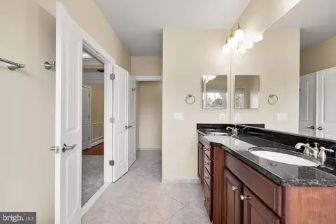 1554 Red Twig Ln, Mclean, VA 22101 photo 25