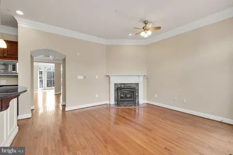 1554 Red Twig Ln, Mclean, VA 22101 photo 16