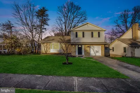 6204 Berlee Dr, Alexandria, VA 22312