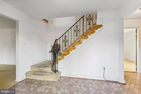 1002 Abbey Way, Mclean, VA 22101 photo 3