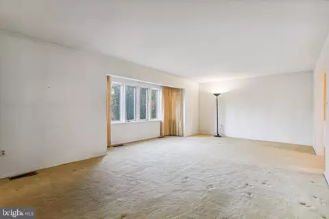 1002 Abbey Way, Mclean, VA 22101 photo 5