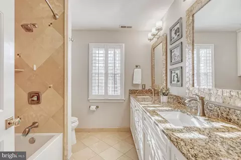 8709 Middleford Dr, Springfield, VA 22153 photo 22