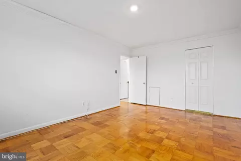 7087 Spring Garden Dr #202, Springfield, VA 22150 photo 22