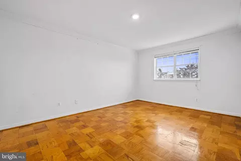 7087 Spring Garden Dr #202, Springfield, VA 22150 photo 21