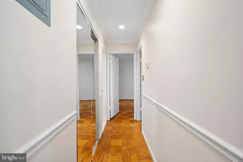 7087 Spring Garden Dr #202, Springfield, VA 22150 photo 17