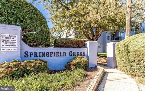 7087 Spring Garden Dr #202, Springfield, VA 22150 photo 3