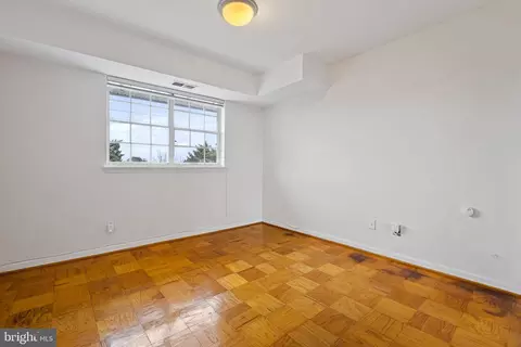 7087 Spring Garden Dr #202, Springfield, VA 22150 photo 19