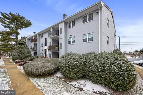 7087 Spring Garden Dr #202, Springfield, VA 22150 photo 6