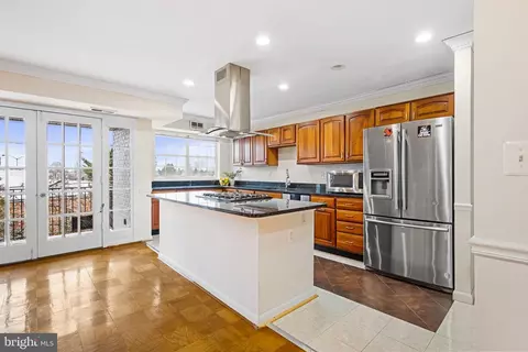 7087 Spring Garden Dr #202, Springfield, VA 22150 photo 13