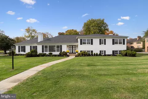 1214 Potomac School Rd, Mclean, VA 22101 photo 2