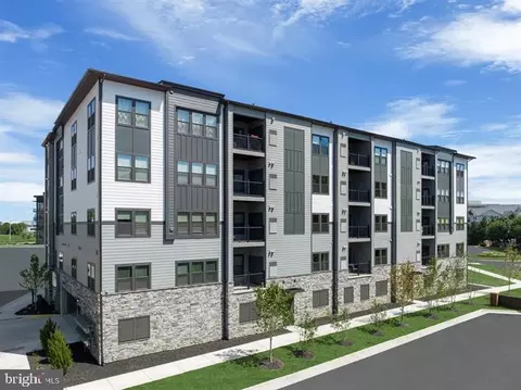 12880 Mosaic Park Way #Y, Herndon, VA 20171