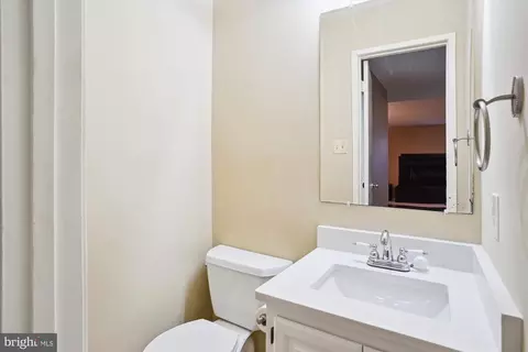 2458 Ridgehampton Ct, Reston, VA 20191 photo 35