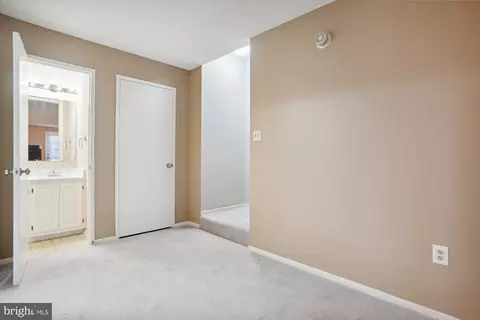 2458 Ridgehampton Ct, Reston, VA 20191 photo 34